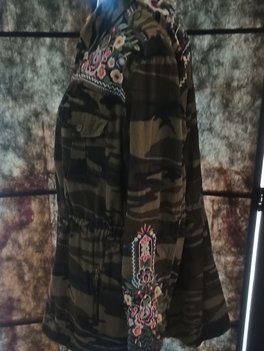 Johnny Was Olive Green Camo Embroidered Utility Jacket - Picture 6 of 8